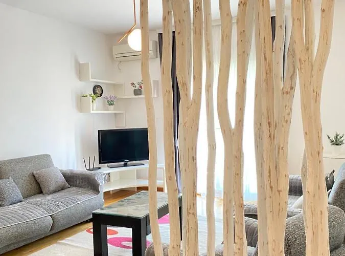 Vesna 2. Pg * Podgorica